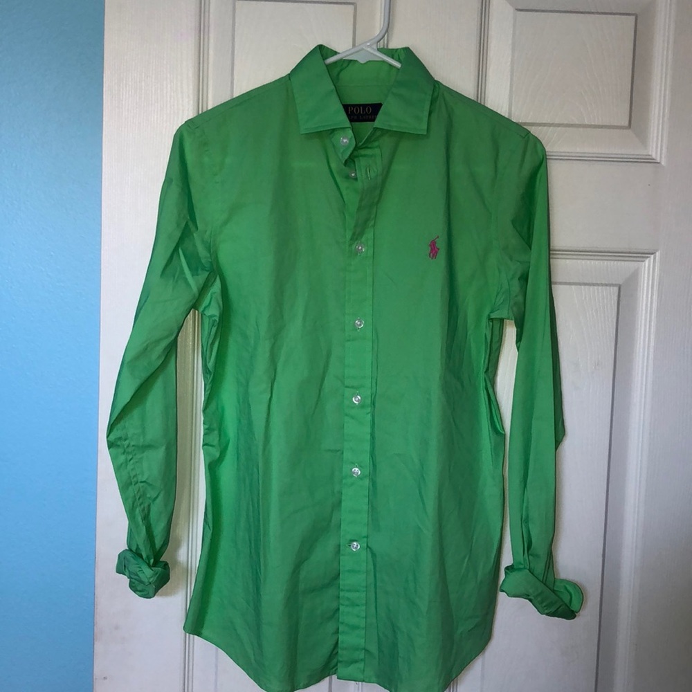 Women’s Polo button down!
